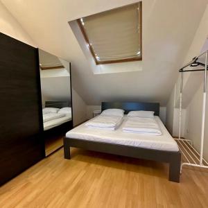 Helles Appartment, WLAN, Netflix, Nähe CHIO