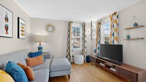 Mod Pod by Bayley Vacation Rentals