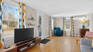 Mod Pod by Bayley Vacation Rentals