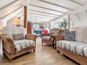 3 Bed in Woodford 57739