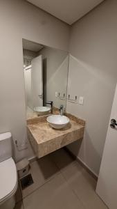 Studio Premium com piscina e segurança 24hrs