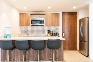 Beautiful brand new 1bd apt in the heart of Playa