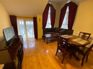 Castle Inn Pamporovo 2 Bedroom Apartment