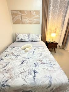 The Eastcape by Akeisha