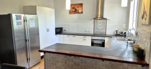 Seabreeze Cottage Cosy Couples Retreat Stay by the Beach