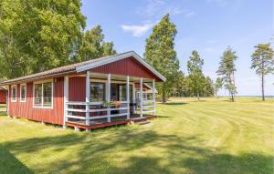 Stunning Home In Byxelkrok With Wifi