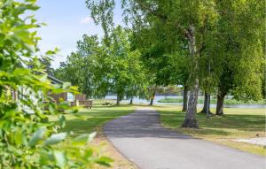 Nice Home In Byxelkrok With Wifi