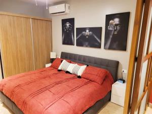 Stylish 1BR Beachside Retreat