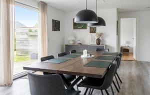 Awesome Home In Thyborøn With Wifi