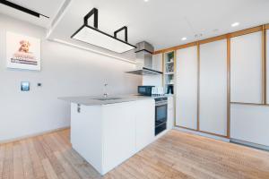 Modern Stratford Westfield Olympic Village 1 Bedroom Apartment