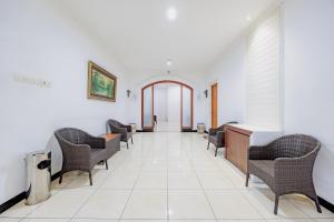 RedDoorz at Hotel Artama Pandanaran Semarang