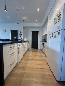 SEAVIEW ESCAPE UPPER SUITE - Your Luxury Kangaroo Island Break