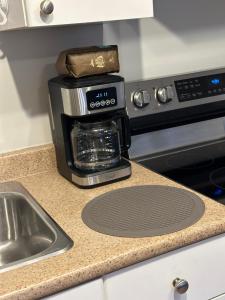 2-Bedroom Private Suite near VIU