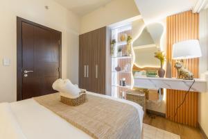 Cozy Modern Organic 1BR with Washer and WiFi Near BGC