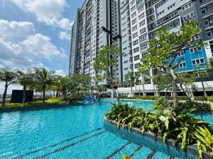 Pool View LBS Skylake Residence by Syida Ramli