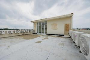 Urbanview Olive Near Graha Saba Buana Surakarta