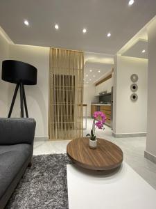 3 Bedroom Apartment and Pool