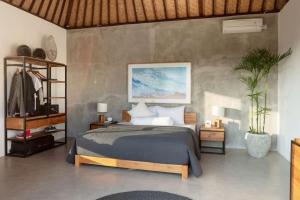 MANTRA room in Villa ABSOLUTE Shared Villa