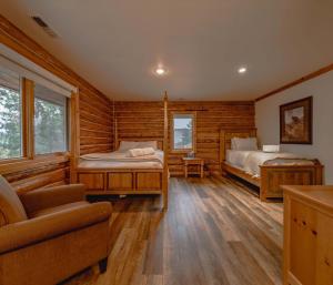 Wilderness Club Lodge For 25