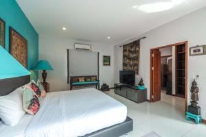 Salika Art Pool Villa - 3BR Private Patio & Garden