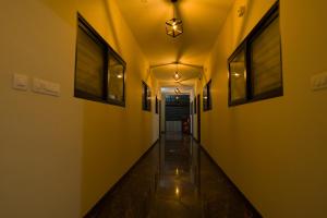 Hotel Aeronest Residency