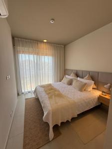 TOP Las Mercedes Luminoso y moderno