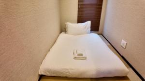 JIA Kakoku Osaka 嘉国 Brand-New 3-Story Japanese-Style Holiday Villa Terrace 4 Bedrooms Sleeps Up to 8 Guests Direct to Kansai Airport