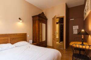 Hotels Hotel Des Alpes : photos des chambres