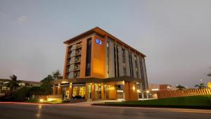 B2 Surat Thani Premier Hotel