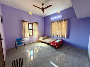Laksh Nivas Fields Stay