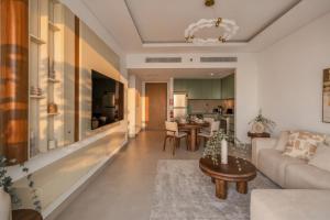 1 Bedroom Apartment in Central Park, City Walk