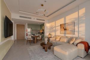 1 Bedroom Apartment in Central Park, City Walk