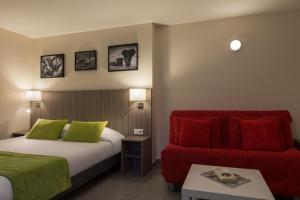 Hotels Reims Hotel : photos des chambres