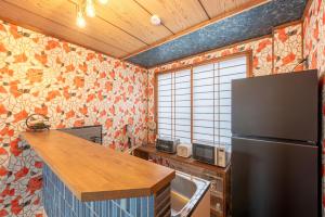 城下町ステイ岡崎OkazakiCastleView 岡崎城を一望 テラス付和モダン1LDK 85インチTV 最大6名