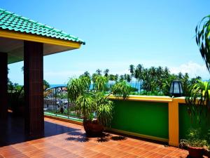 Sairougn Seaview Hotel