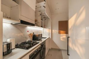Modern Studio Apartment in Binghatti Tulip with Pool, Parking, Gym