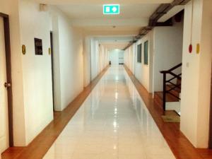 The Pride Hotel At Laemsing