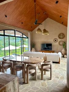 Private 4BR Family Villa in Sidemen