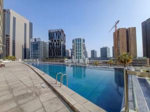 Free housekeeping visits during your stay - StayShort - Cozy & Comfortable 1BR in Business Bay