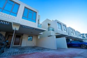 Executive 4BR Townhouse - Al Furjan