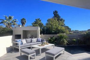 Villa climatisée avec piscine privée et 3 suites parentales Plage à 10 min à pied