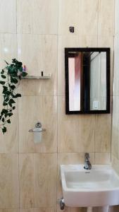 Aloha Stays Spacious 3BHK in Velachery, Chennai