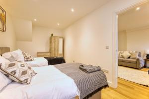 2-Bed - Bridgwater Rd - Long Stays, Free Parking