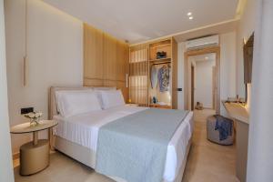 Sokratis LocoLux Villas & Suites