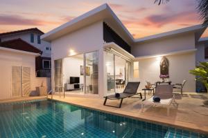 Green 9 Private Pool Villa 2BR near Rawai Beach