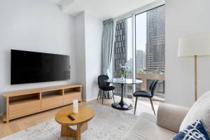 Marina | Canal View Studio in Cayan Tower