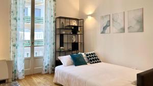 Accogliente bilocale con due balconi vicino alla metro M5