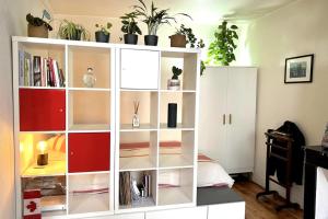 Bright studio near the Trocadero