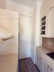 Halki Residence - Tower View, Top Floor