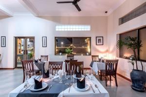 Lemongrass & Ginger Hotel